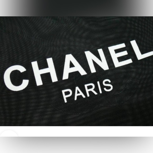 Brand New GWP CHANEL mesh tote and baby pouch - Picture 14 of 17